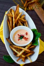 Creamy Chili Hot Sauce (Sriracha Mayo)