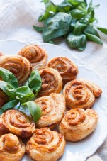 Roasted Red Pepper Pesto Pinwheels